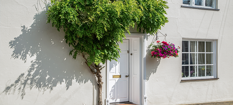 £10k Early Repayment Charge Avoided with a Second Charge Debt Consolidation Solution